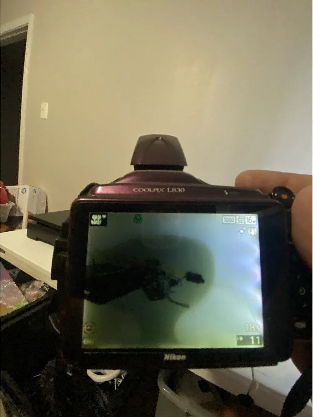 Nikon powers zooms
